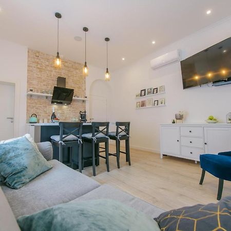 Arcus Apartment With Beautiful Terrace Split Eksteriør billede