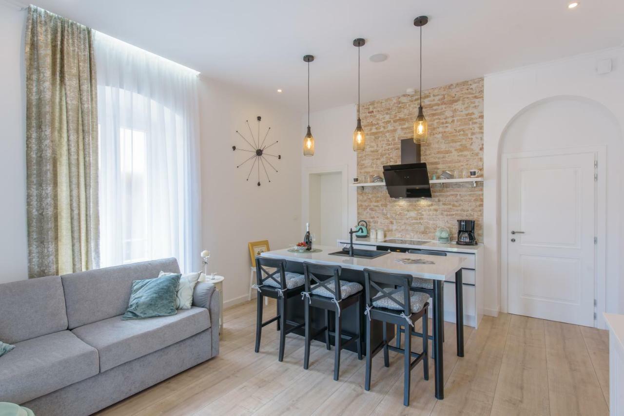 Arcus Apartment With Beautiful Terrace Split Eksteriør billede